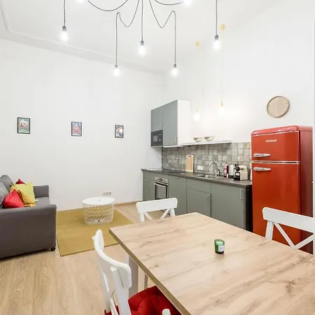 Stylish & 2br * בודפשט