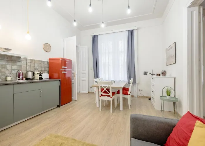 شقة Stylish & 2br