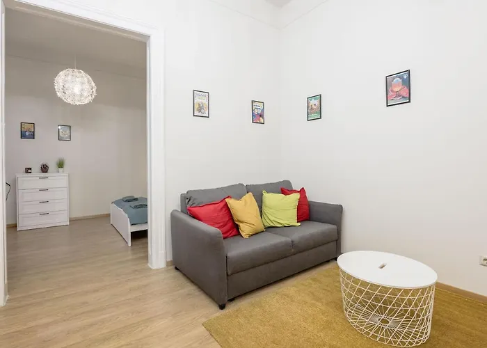 Stylish & 2br *
