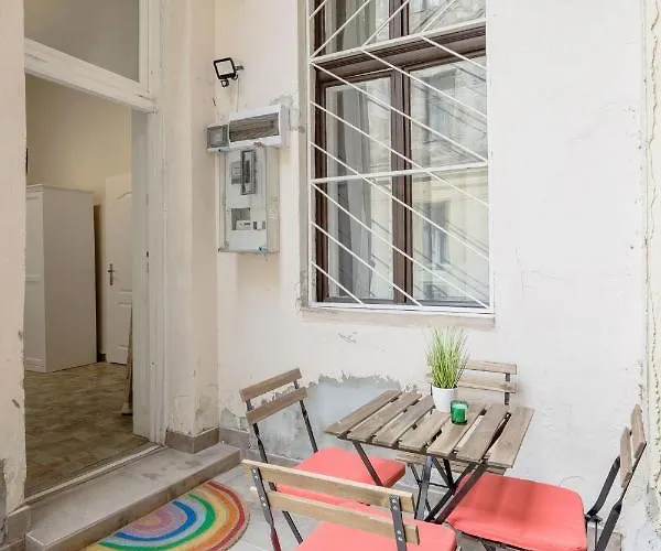 Stylish & 2br *