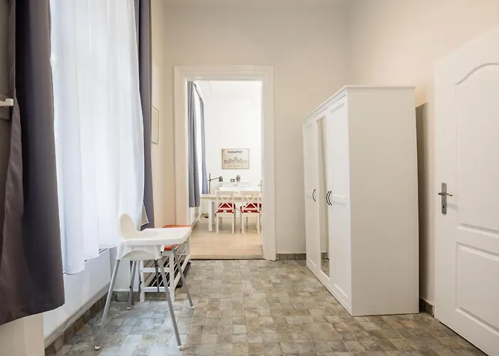 Stylish & 2br * بودابست